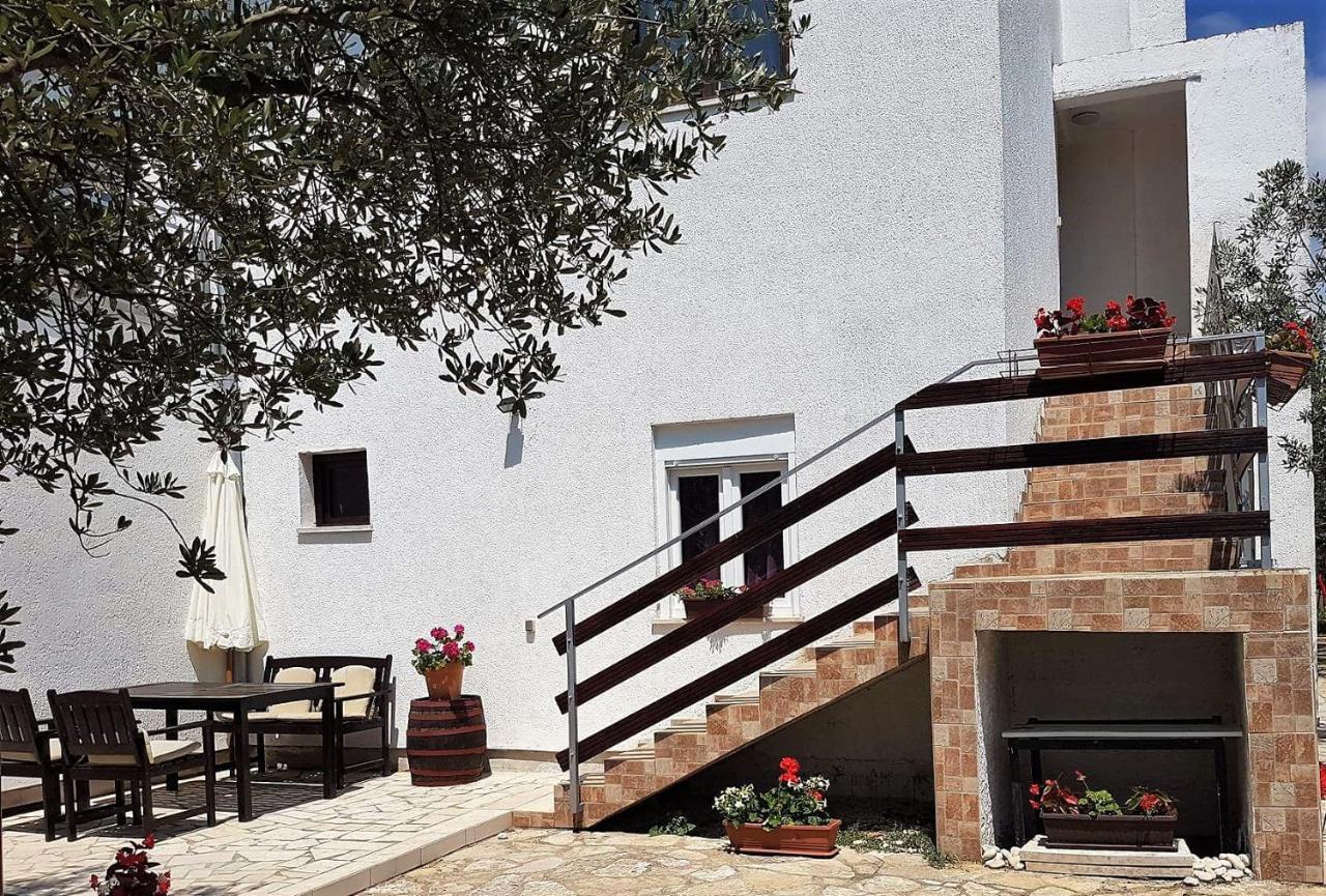 Apartment Mihael - 4 Persons Воднян Экстерьер фото
